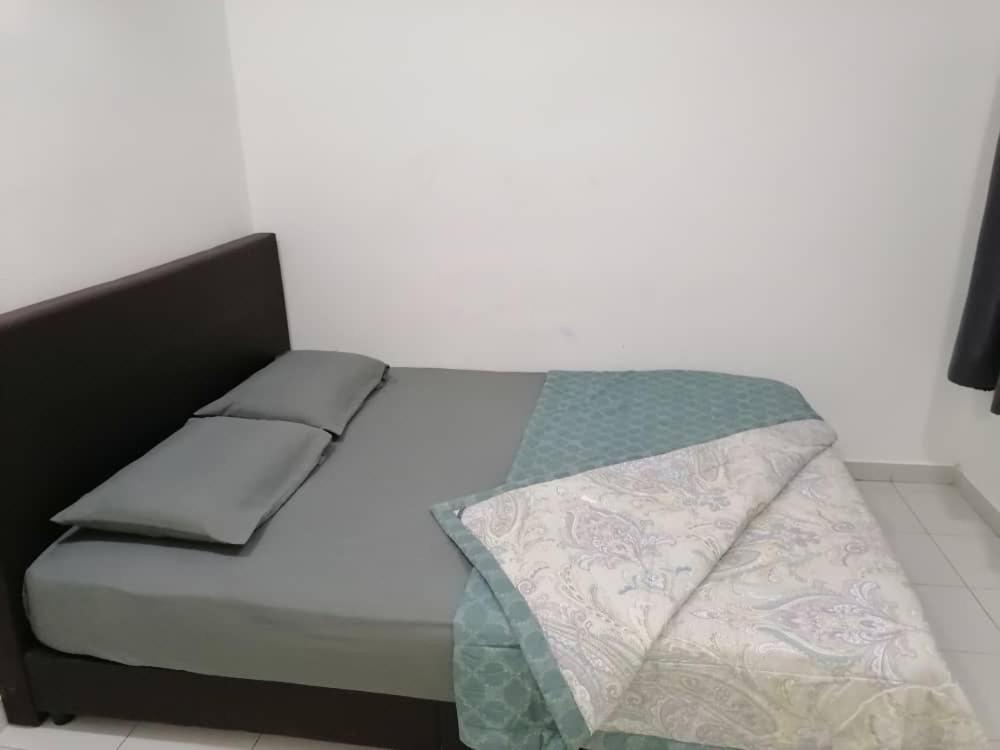 Mesahill Nilai 2 Room Condo - Fast Wifi, Amazing Pool & Tv Eksteriør billede