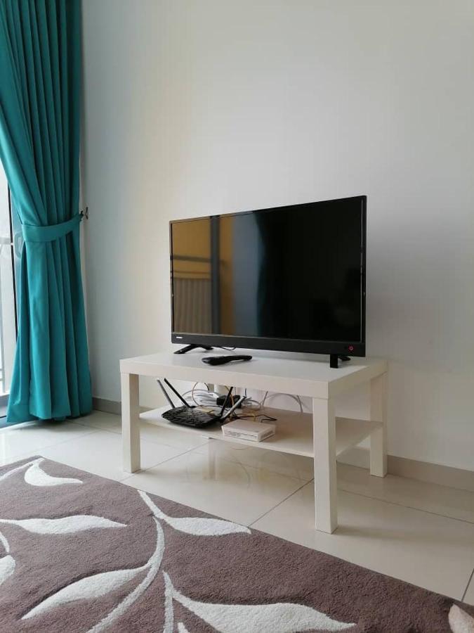 Mesahill Nilai 2 Room Condo - Fast Wifi, Amazing Pool & Tv Eksteriør billede