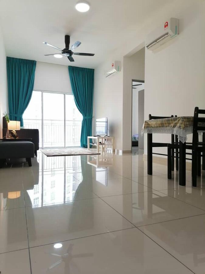 Mesahill Nilai 2 Room Condo - Fast Wifi, Amazing Pool & Tv Eksteriør billede