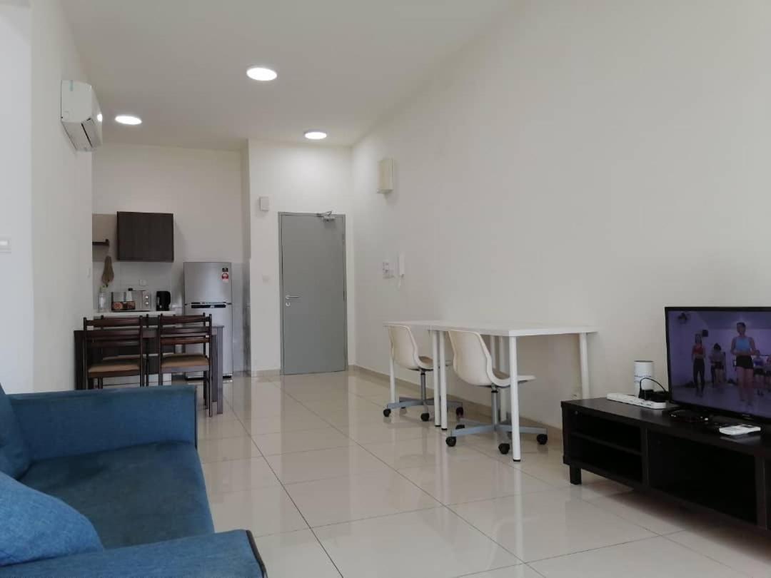 Mesahill Nilai 2 Room Condo - Fast Wifi, Amazing Pool & Tv Eksteriør billede